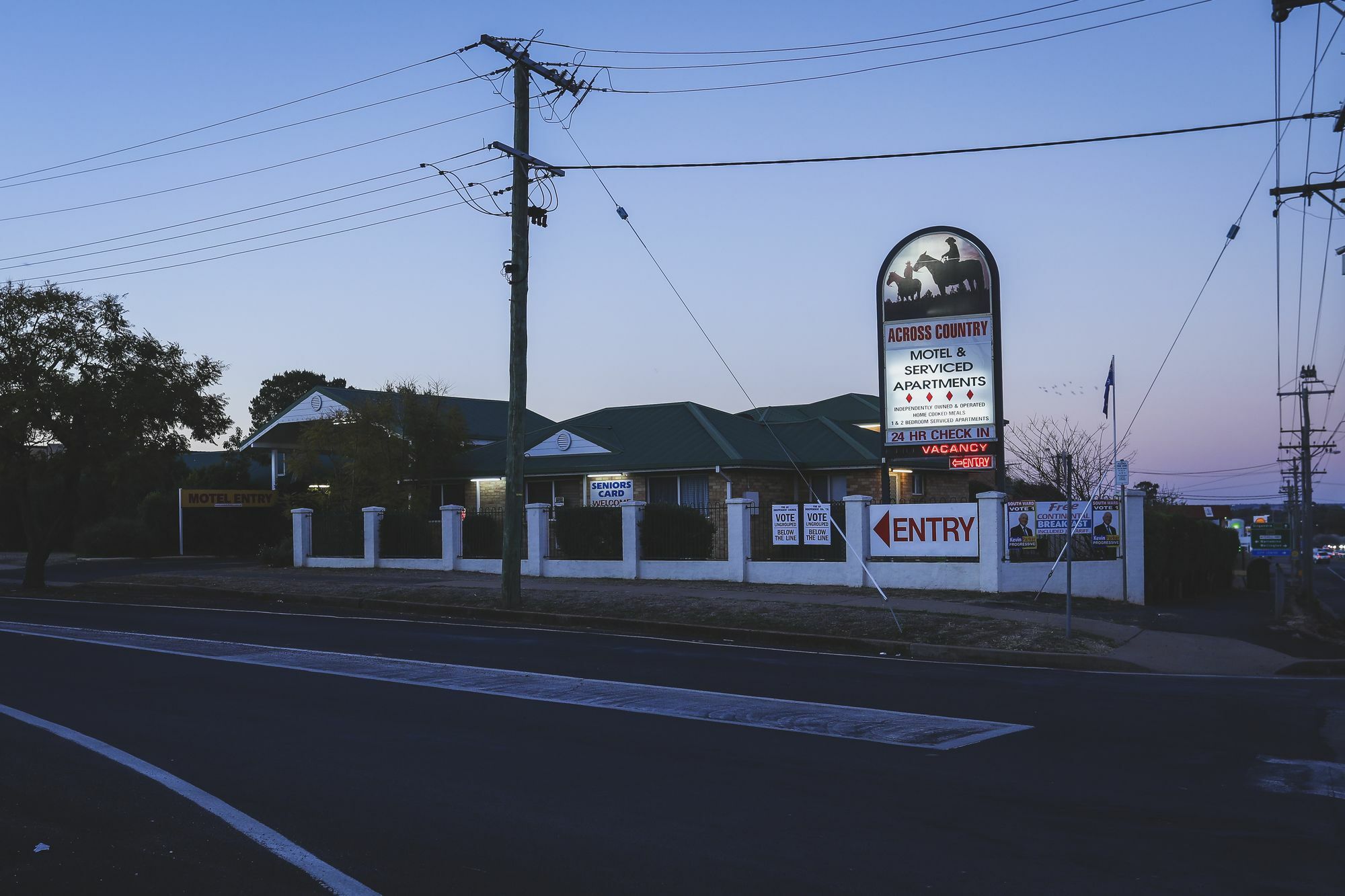 Across Country Motor Inn Dubbo Exterior photo
